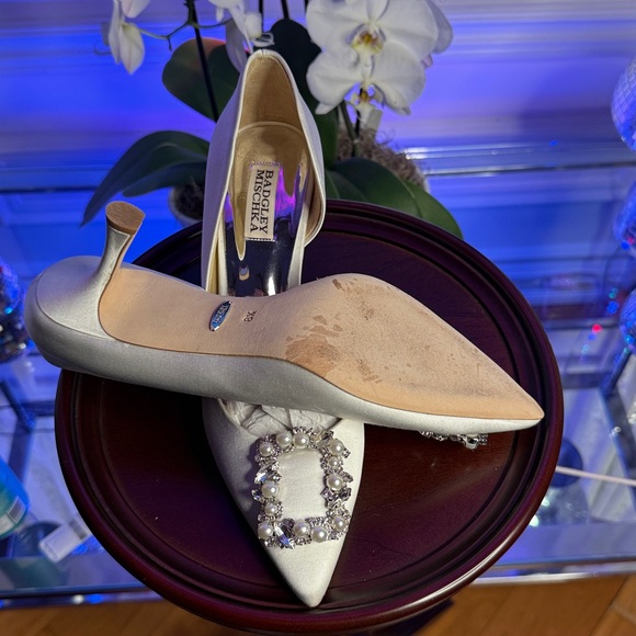 Badgley Mischka Fabia D’Orsay With Crystal Buckle White - Picture 7 of 10